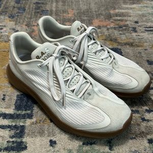 R.A.D. One in Sand V2 Mid Gum